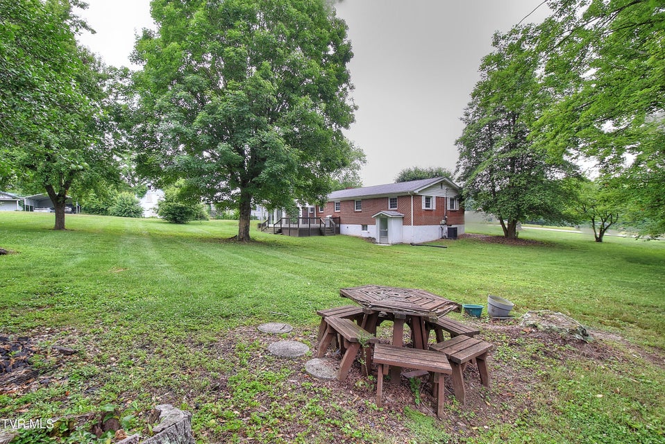 Photo #41: 512 Old Airport Road