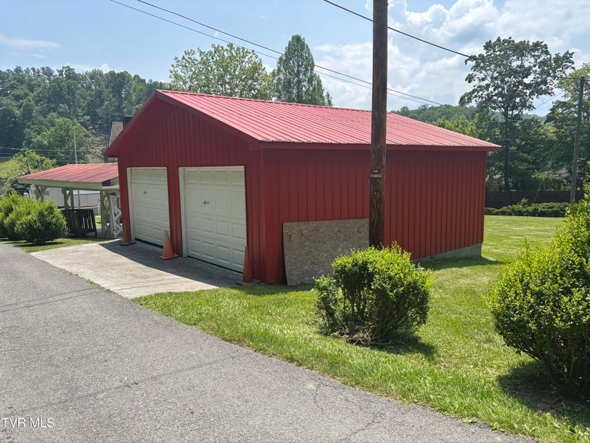 Photo #10: 139 Oak Dale Drive