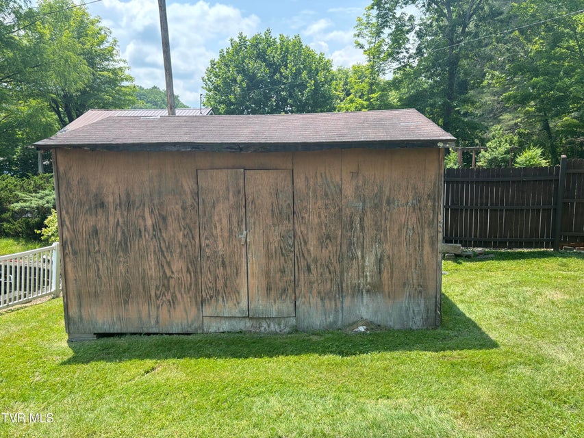 Photo #11: 139 Oak Dale Drive