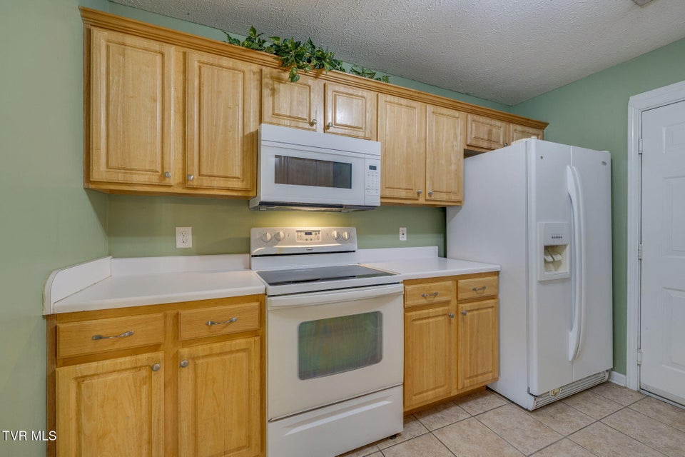 Photo #10: 506 Pilgrim Court