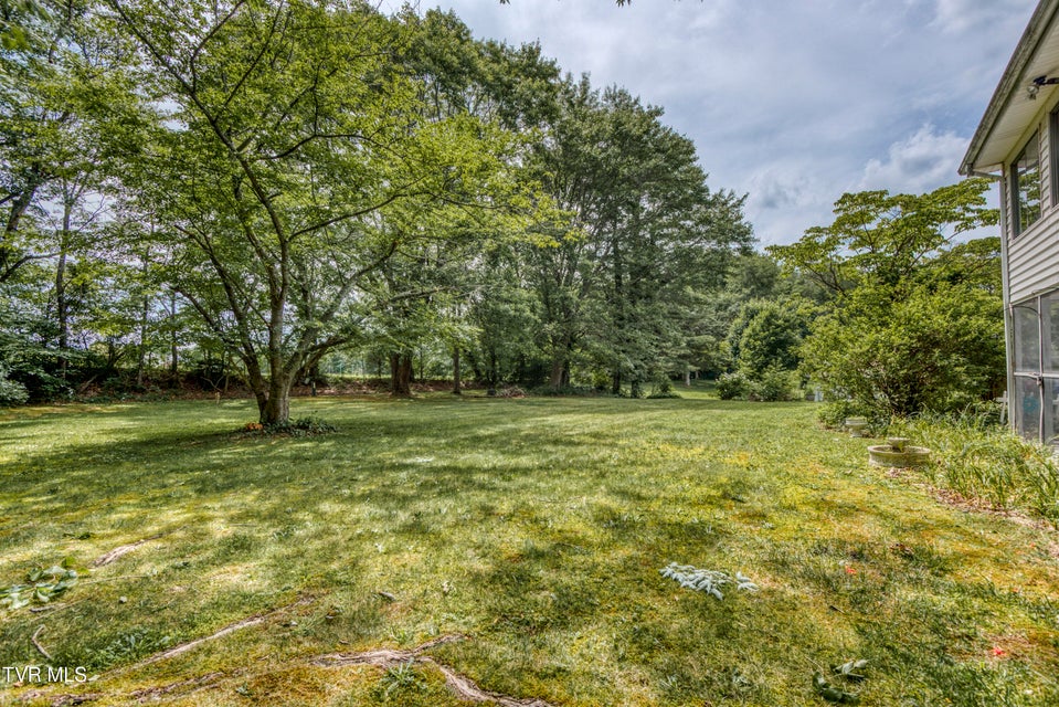 Photo #6: 137 Maxwell Drive