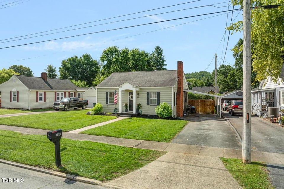 Photo #12: 310 E Street