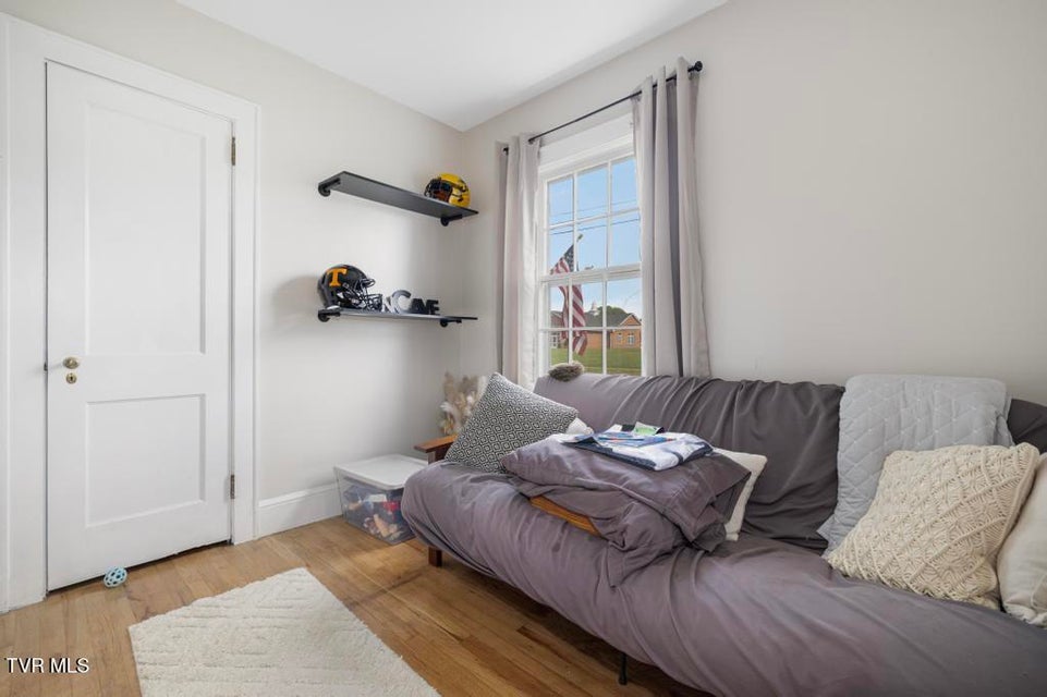 Photo #26: 310 E Street