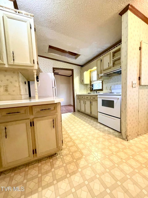 Photo #5: 446 Bethel Road