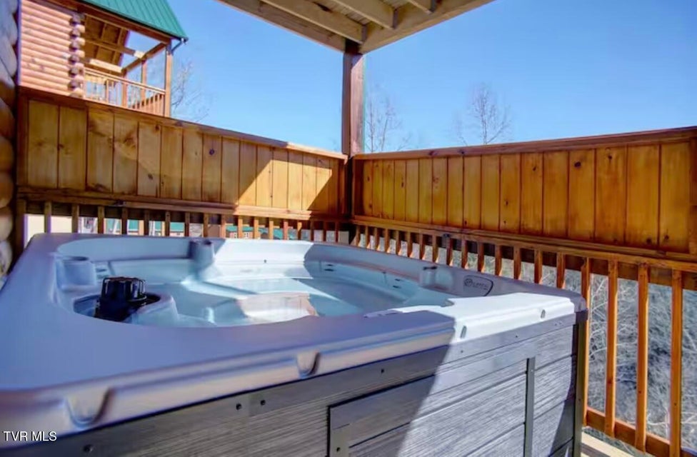 Photo #16: 817 String Run Way 