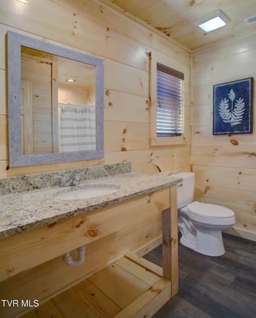 Photo #30: 817 String Run Way 