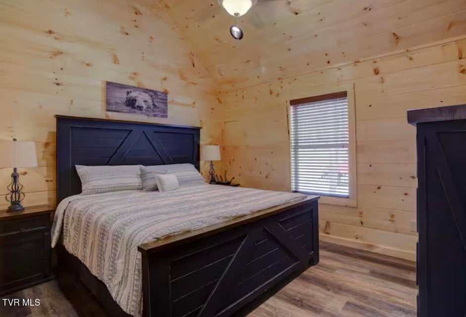 Photo #20: 817 String Run Way 