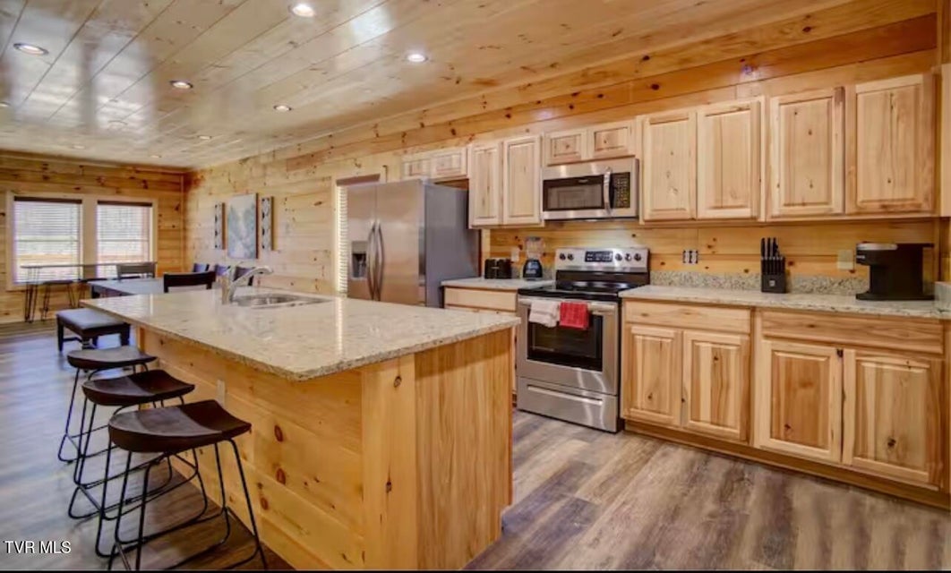 Photo #9: 817 String Run Way 