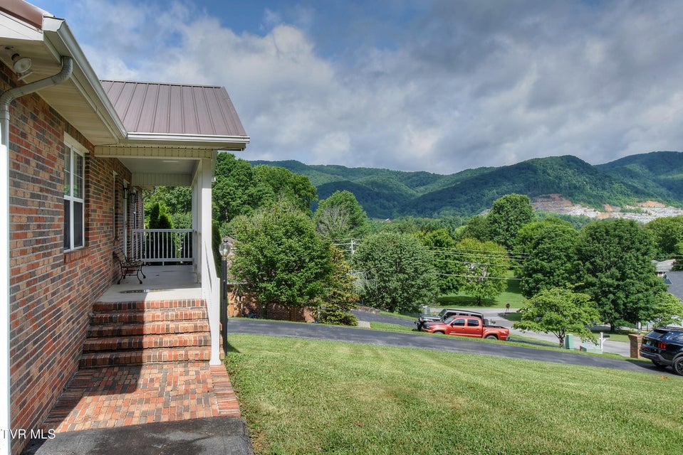 Photo #6: 102 Spring Hill Drive