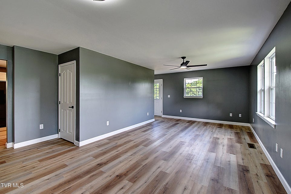 Photo #9: 102 Spring Hill Drive