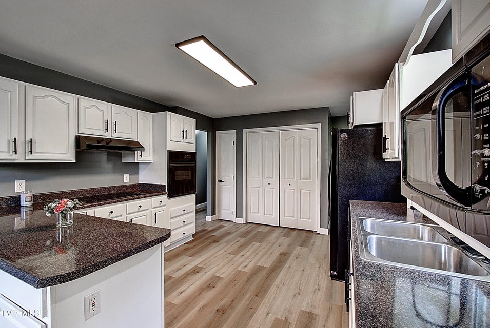 Photo #16: 102 Spring Hill Drive