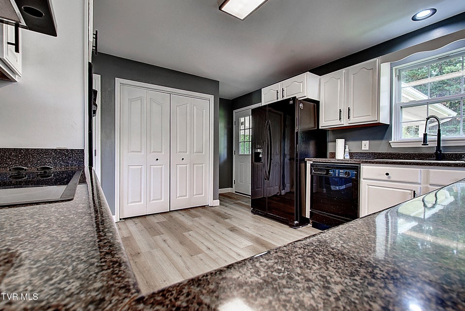 Photo #20: 102 Spring Hill Drive