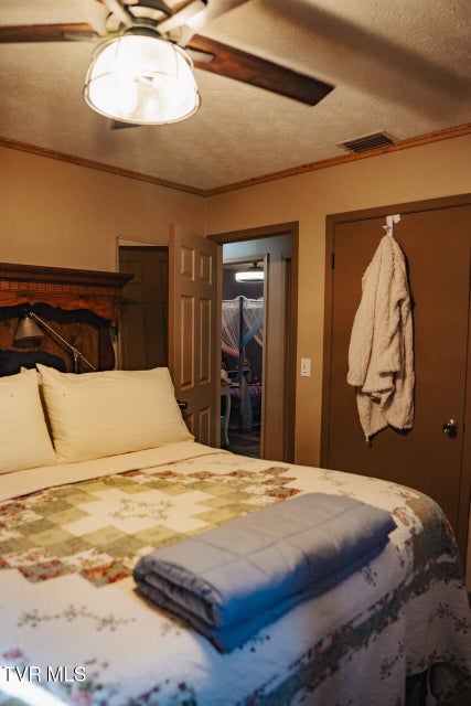 Photo #4: 3525 James Phillips Way