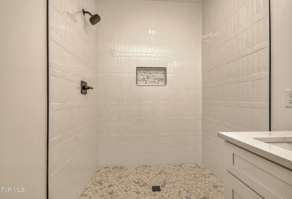 Photo #41: 104 Thomson Mdw Lane