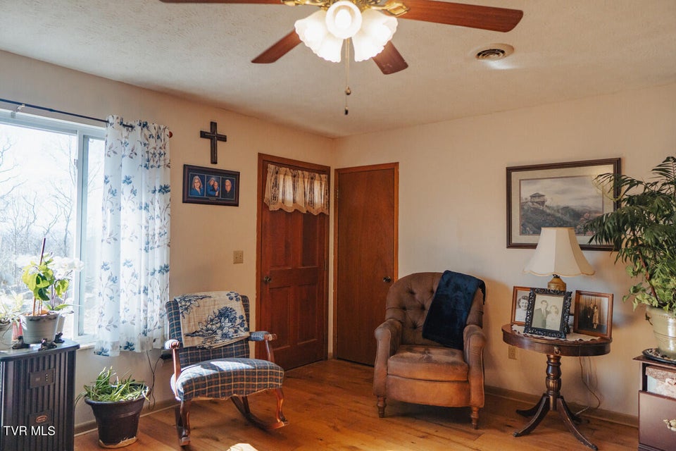 Photo #33: 3521 James Phillips Way