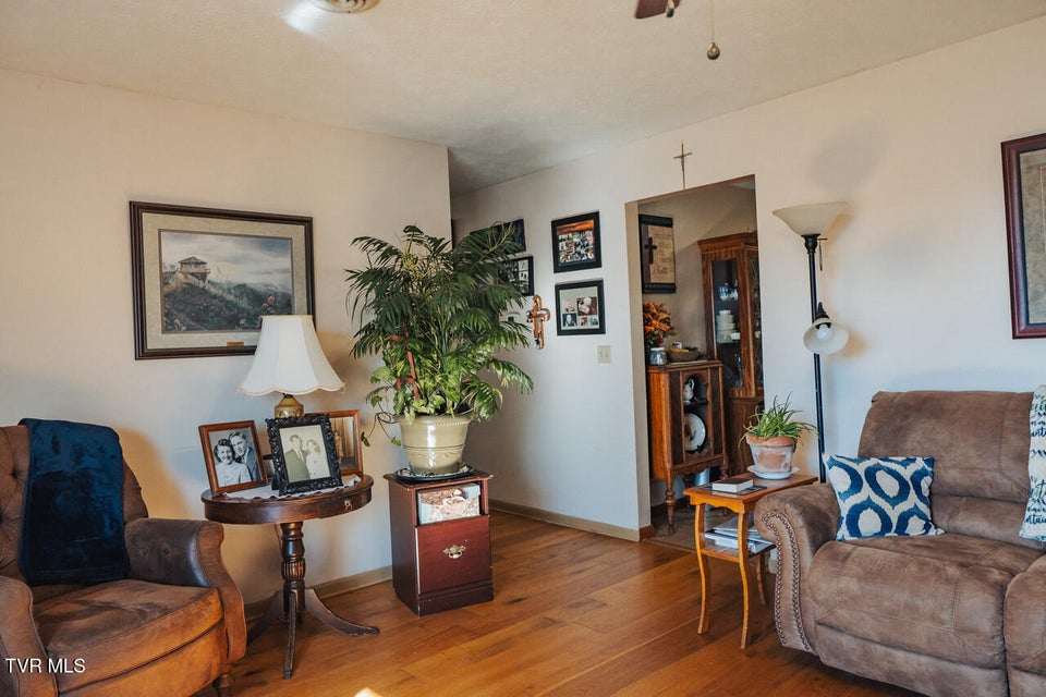 Photo #34: 3521 James Phillips Way
