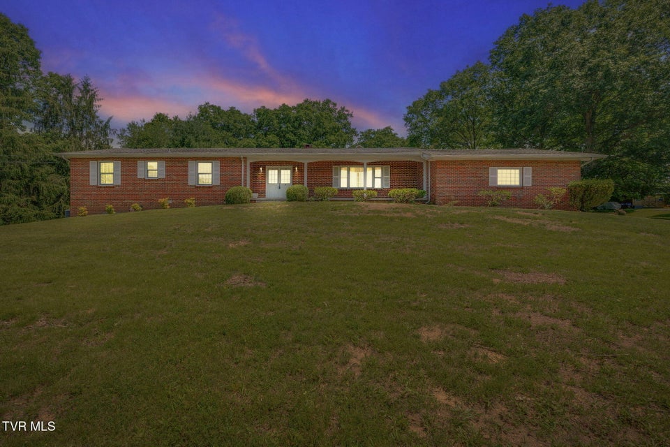 Photo #3: 204 Shady Brook Drive