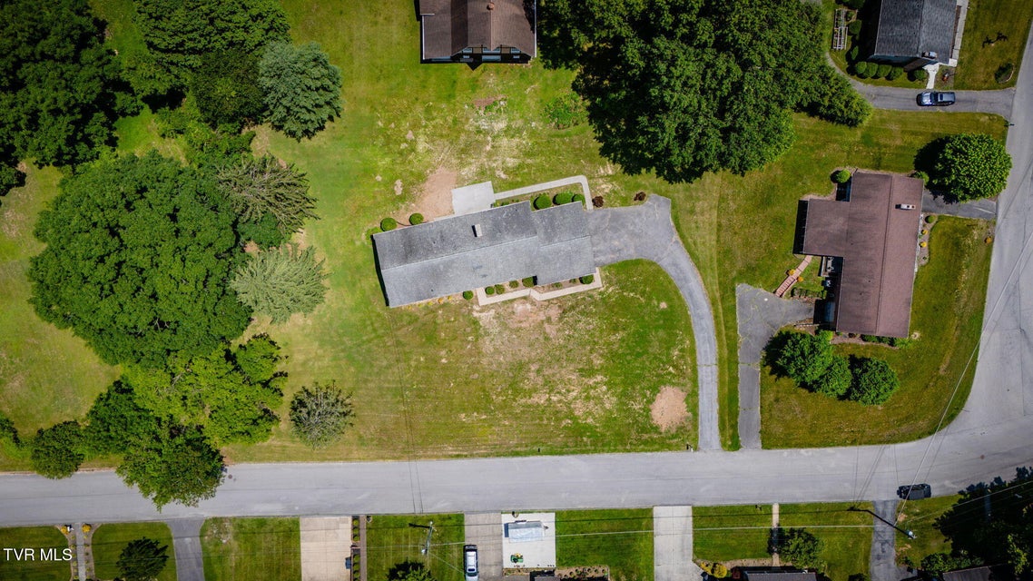 Photo #38: 204 Shady Brook Drive