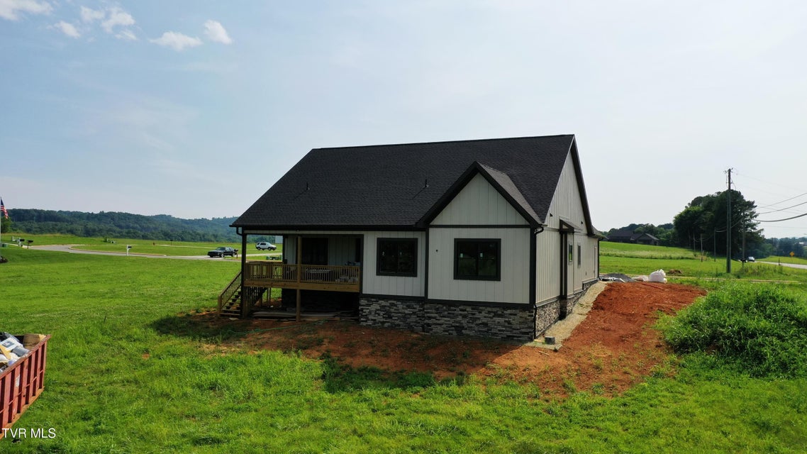 Photo #5: 165 Masters Lane