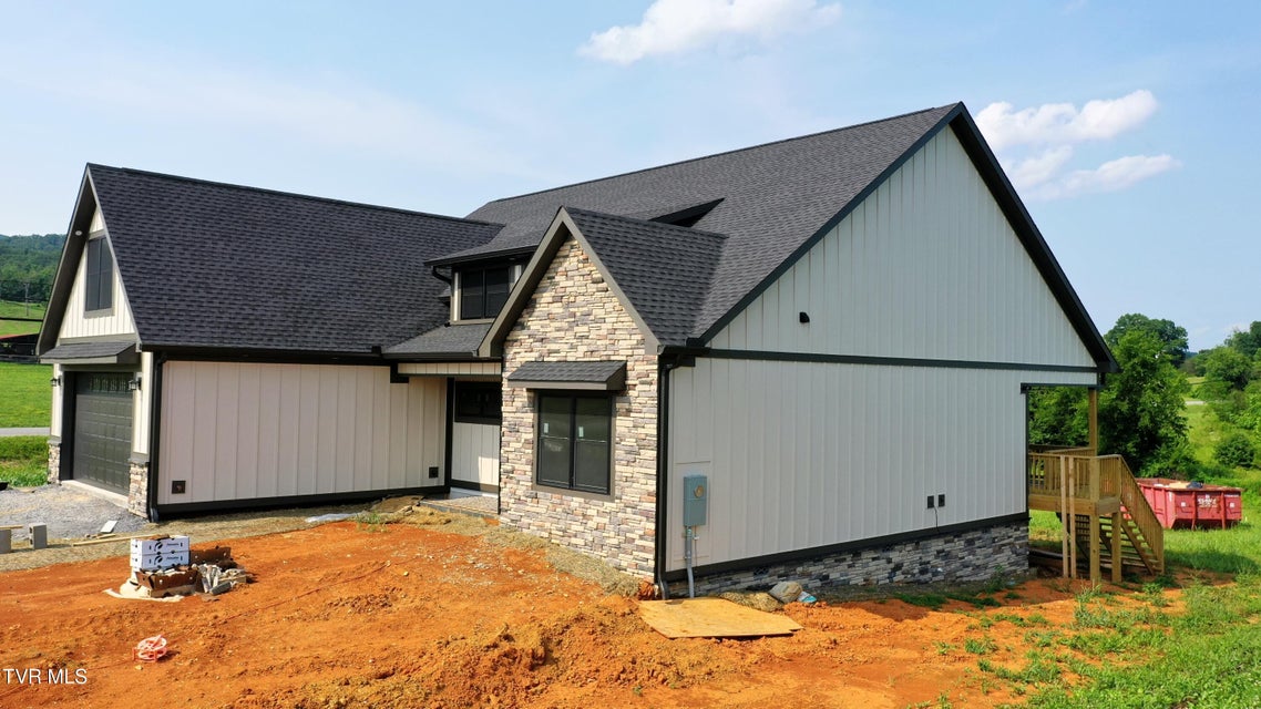 Photo #3: 165 Masters Lane