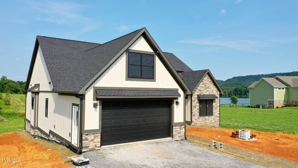 Photo #4: 165 Masters Lane