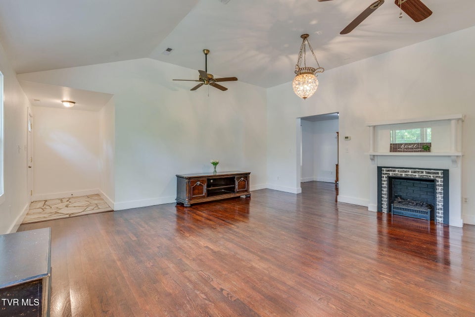 Photo #6: 3025 Shipley Street