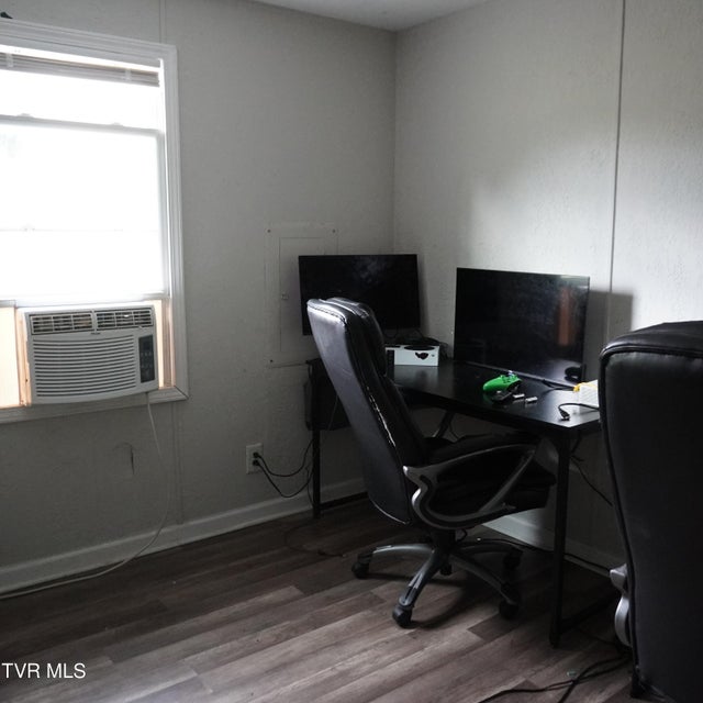 Photo #12: 206 Hialeah Drive
