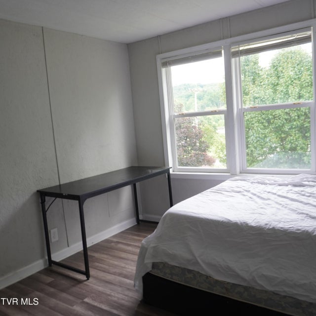 Photo #13: 206 Hialeah Drive