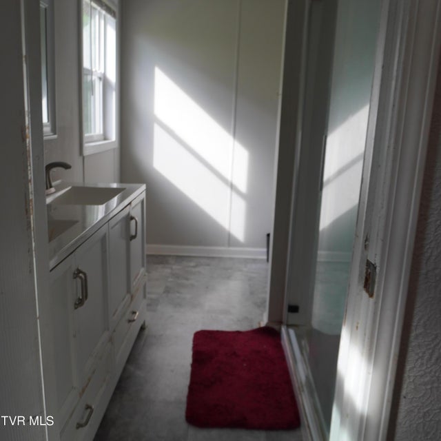 Photo #15: 206 Hialeah Drive