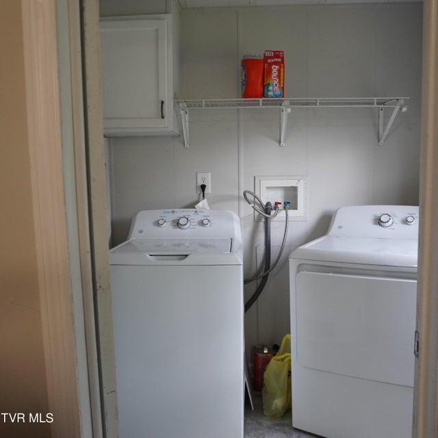 Photo #10: 206 Hialeah Drive