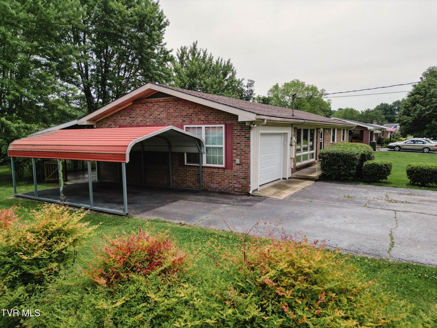 Photo #5: 110 Royce Street