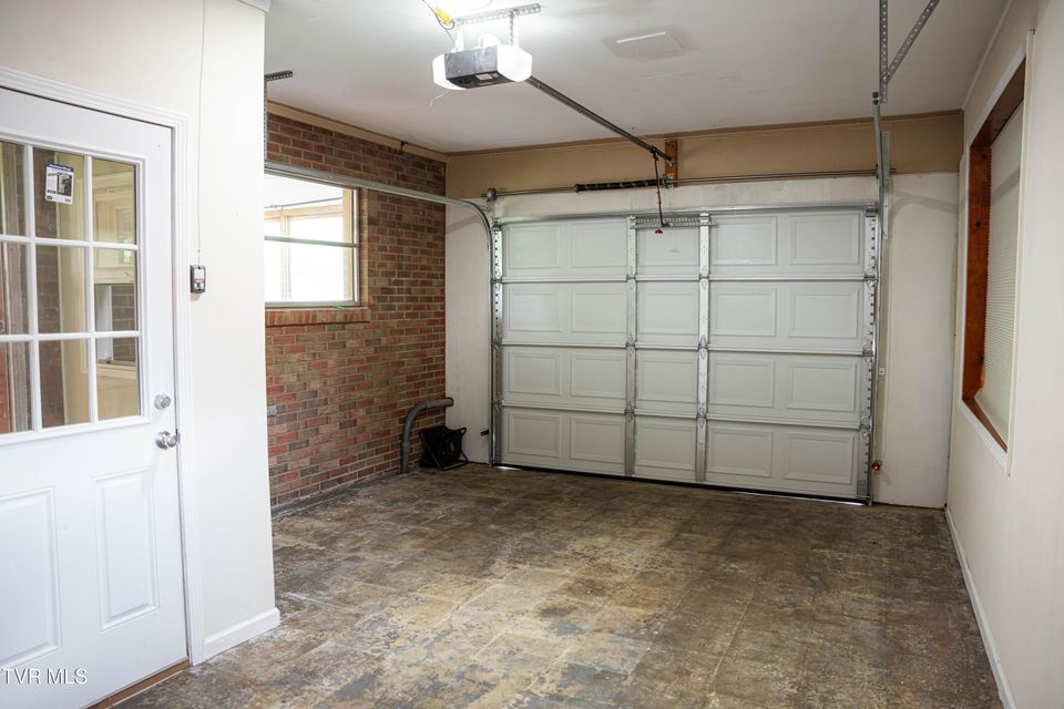 Photo #39: 110 Royce Street