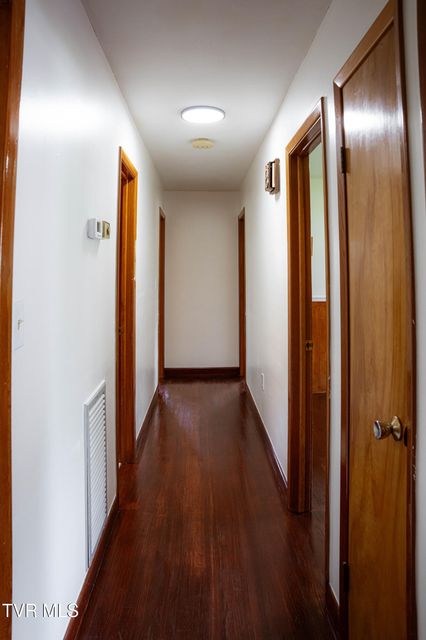 Photo #58: 110 Royce Street