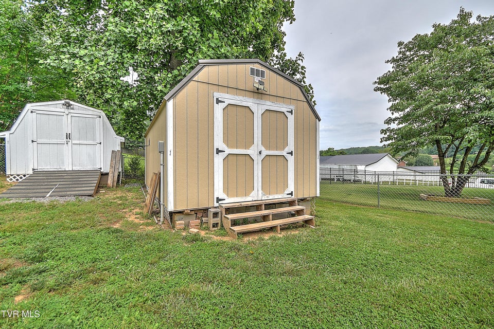 Photo #32: 152 Nicole Drive