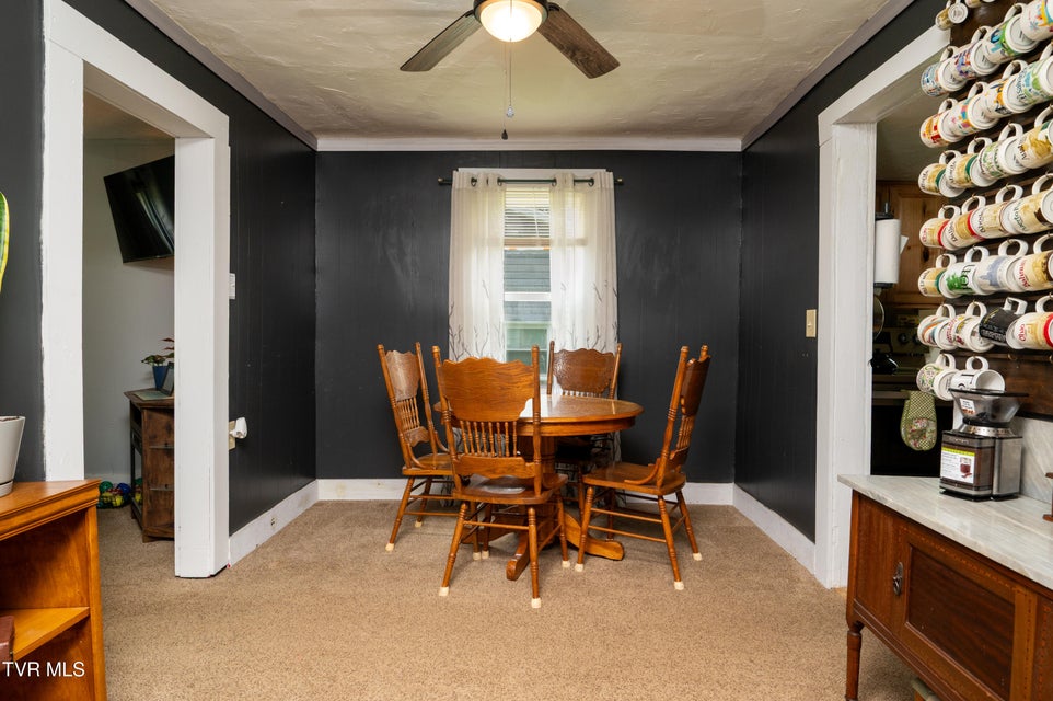 Photo #11: 1015 Montgomery Street