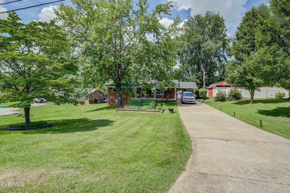 Photo #4: 175 Shenandoah Drive