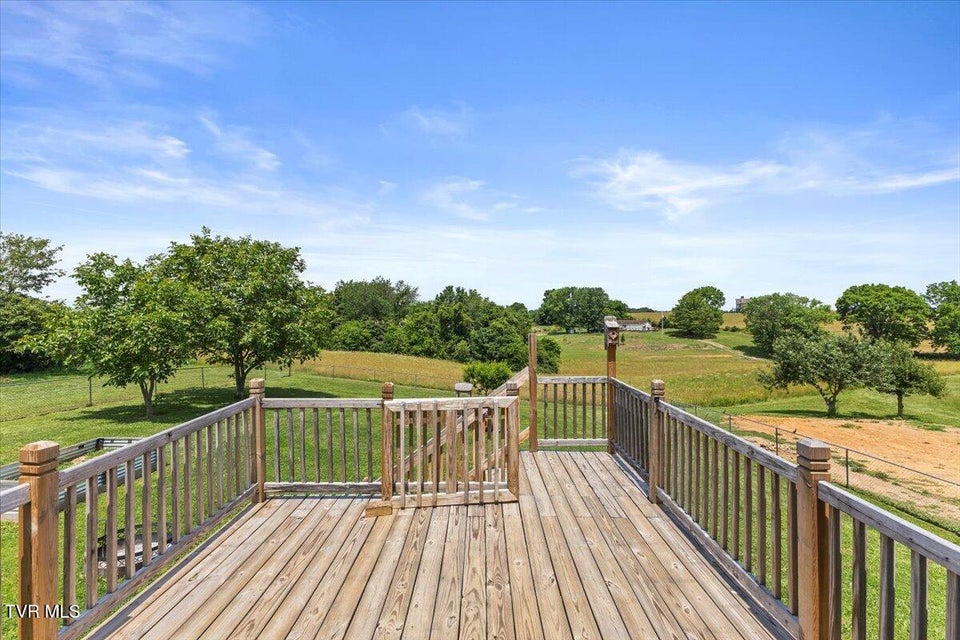 Photo #28: 292 Leesburg Road