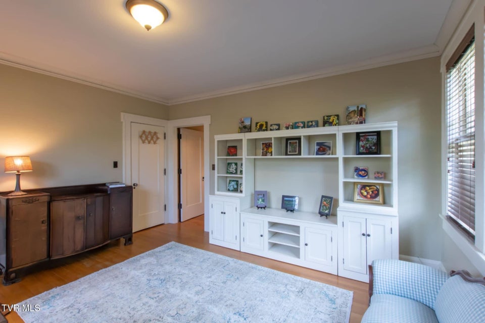 Photo #77: 940 Park St Street