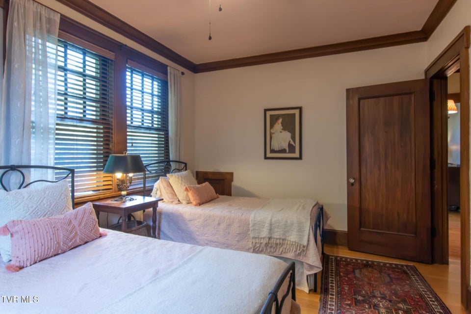 Photo #86: 940 Park St Street