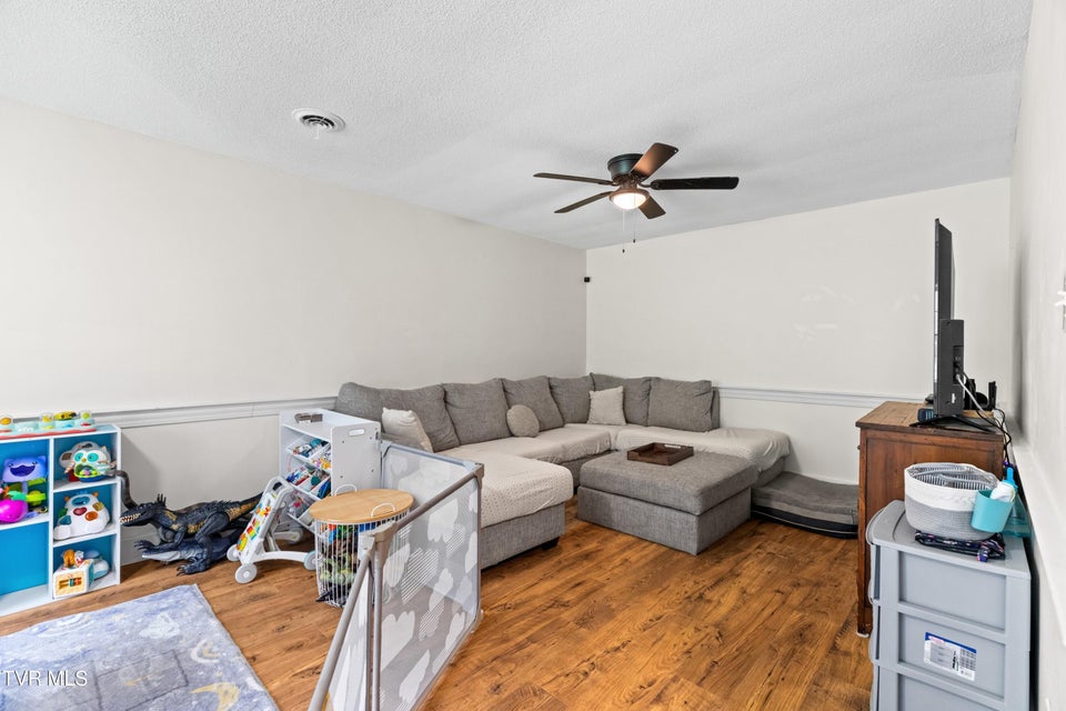Photo #14: 1423 Jackson Circle