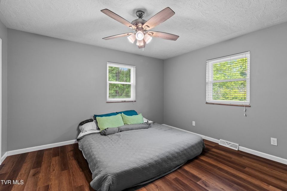 Photo #14: 506 Gaye Drive