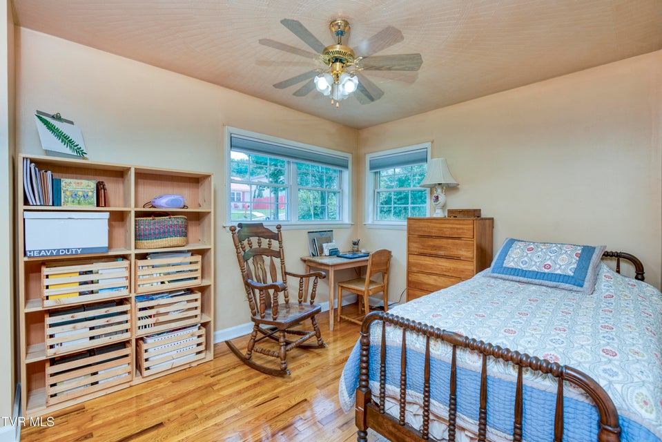 Photo #6: 825 Cumberland Street