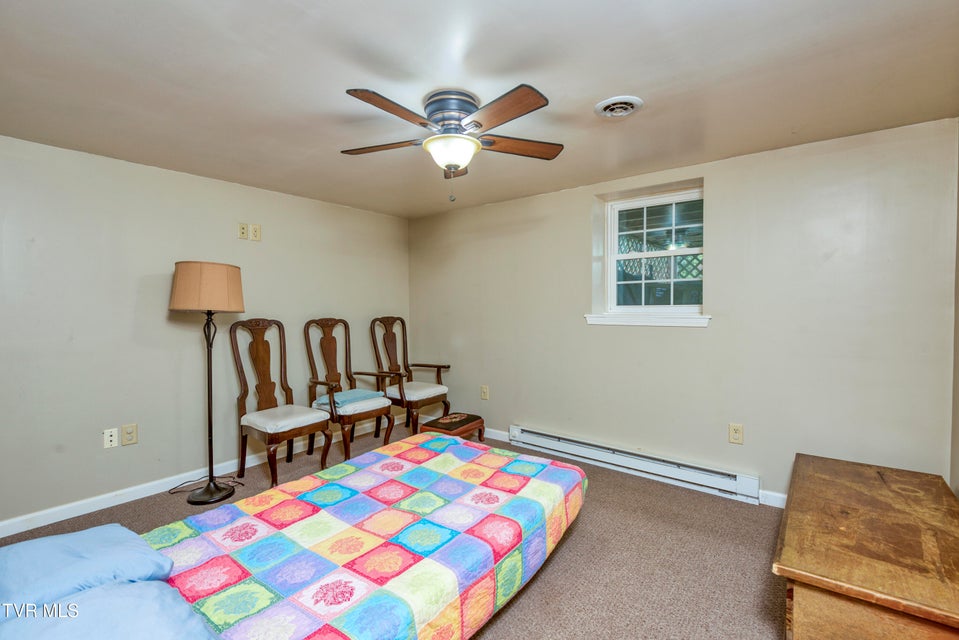 Photo #15: 825 Cumberland Street