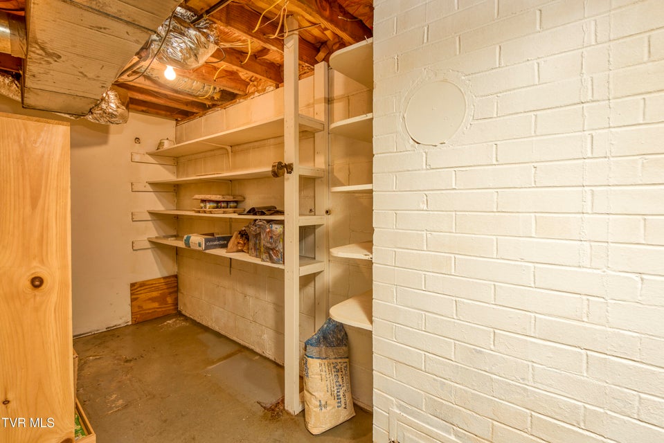 Photo #18: 825 Cumberland Street