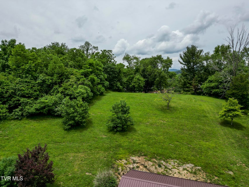 Photo #25: 825 Cumberland Street