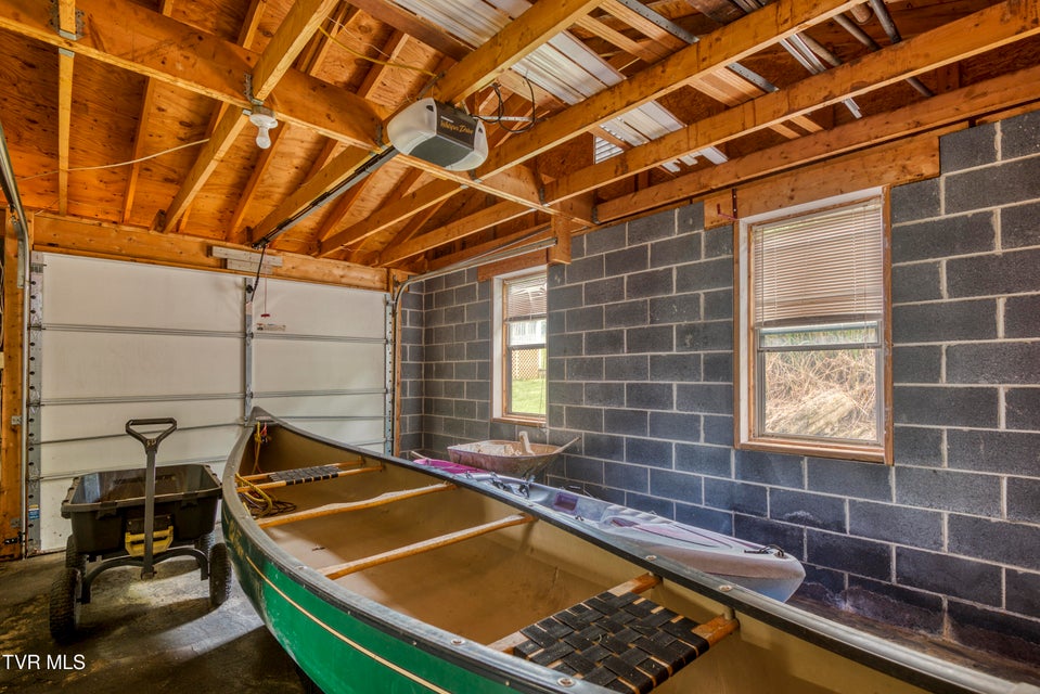 Photo #27: 825 Cumberland Street