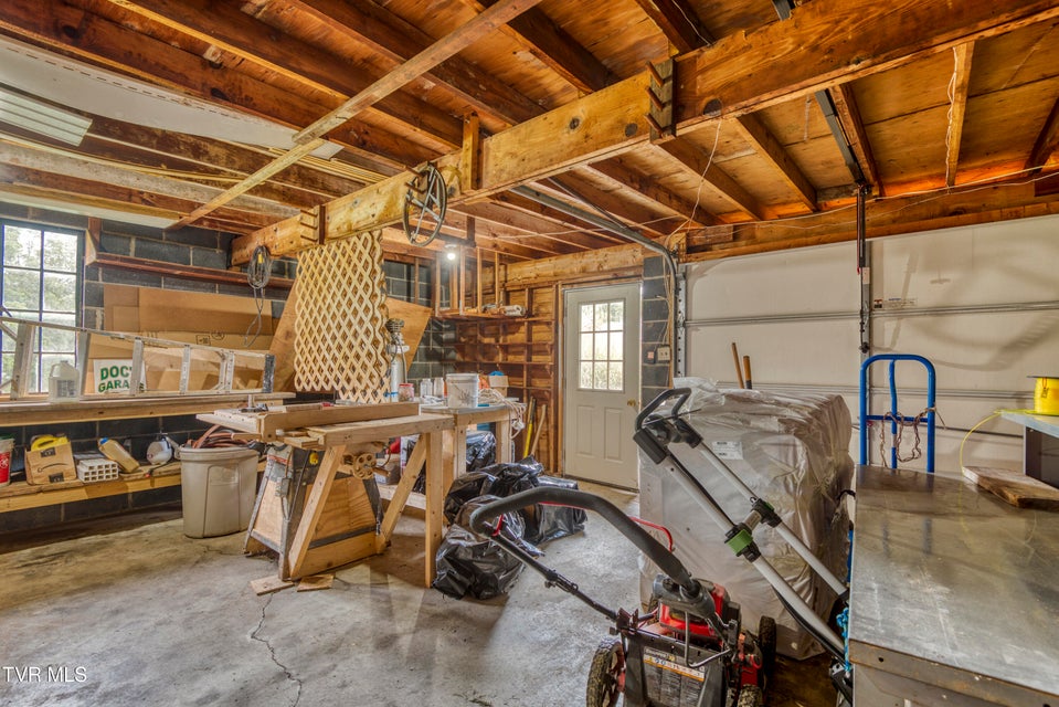 Photo #28: 825 Cumberland Street