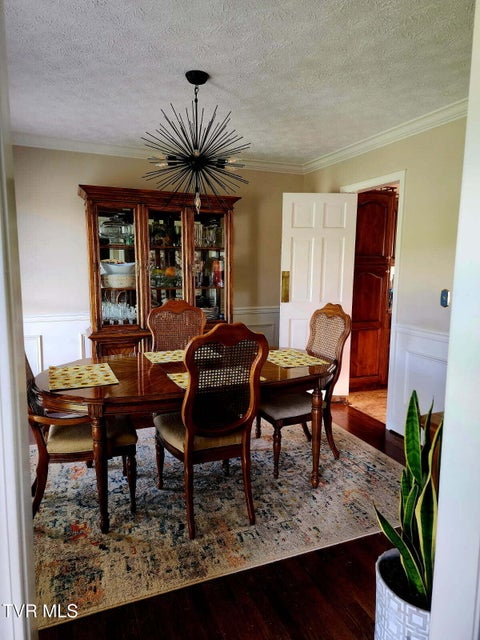 Photo #23: 735 Redwood Drive