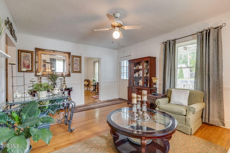 Photo #5: 1634 Highland Street