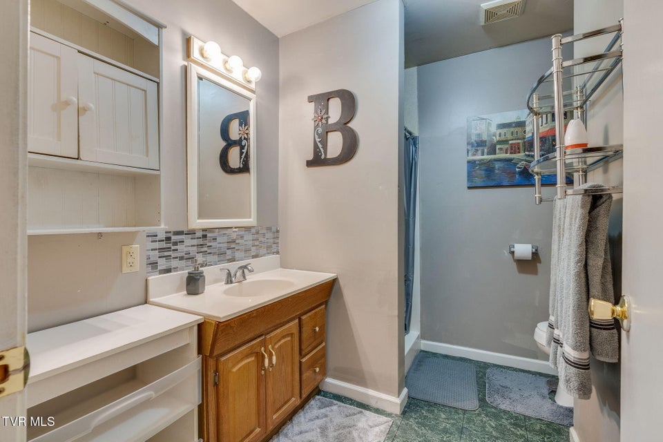 Photo #21: 1634 Highland Street